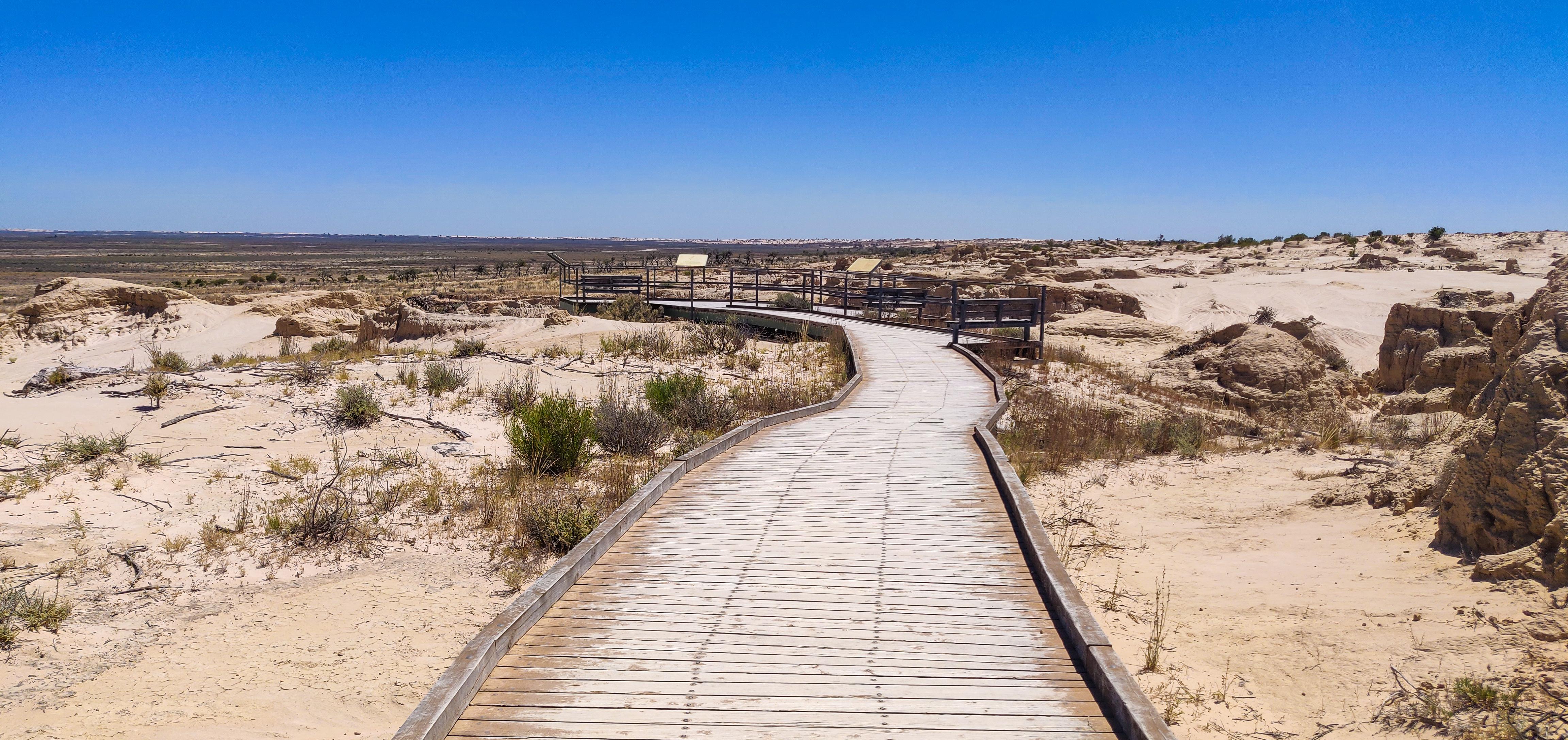 Red Top Boardwalk, Mungo National Park